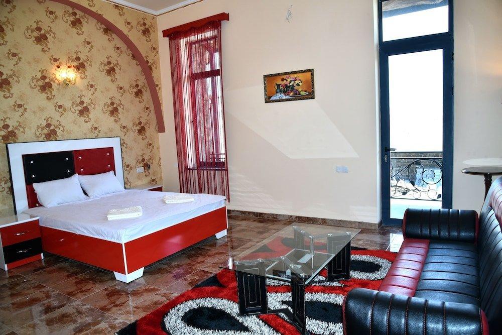Narek+ Hotel Arrinj ภายนอก รูปภาพ